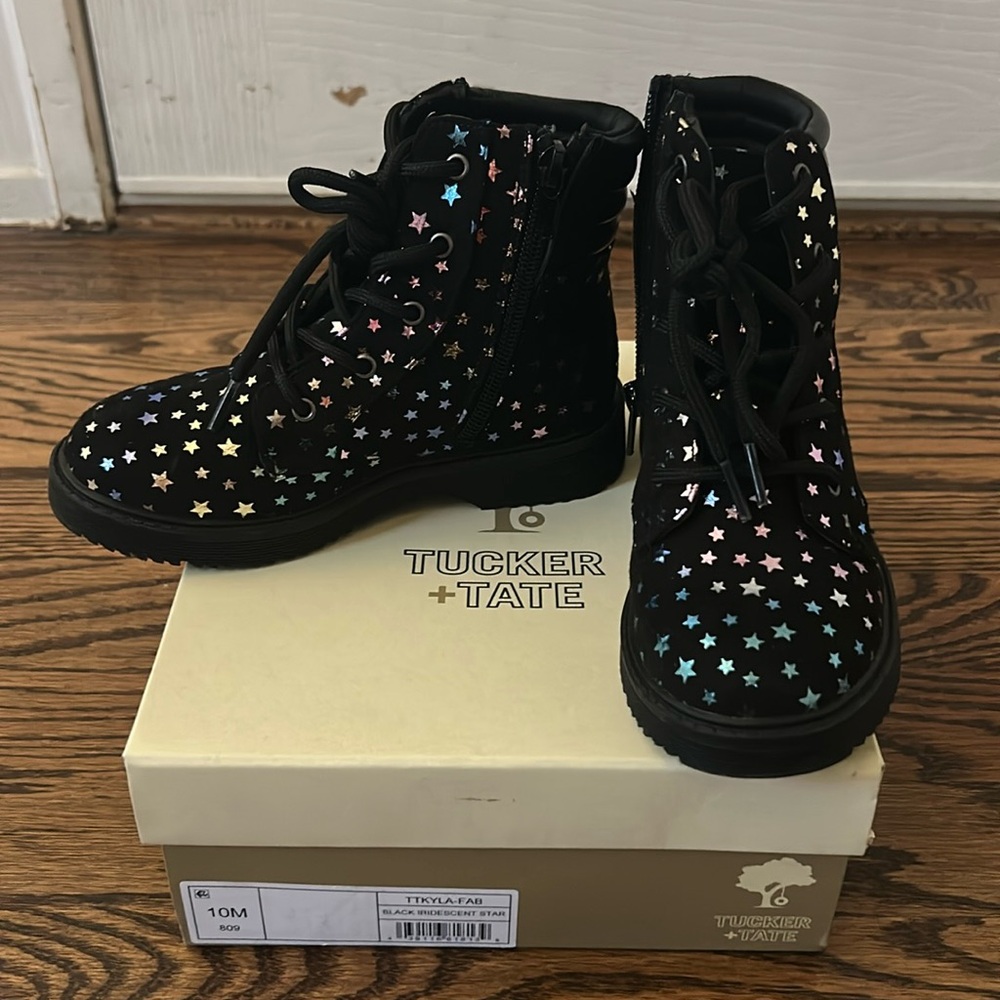 Girl size 10 boots